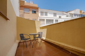 Standard Triple Room | Balcony