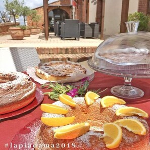Daily buffet breakfast for a fee - La Pia Dama - Residence (Sinalunga)