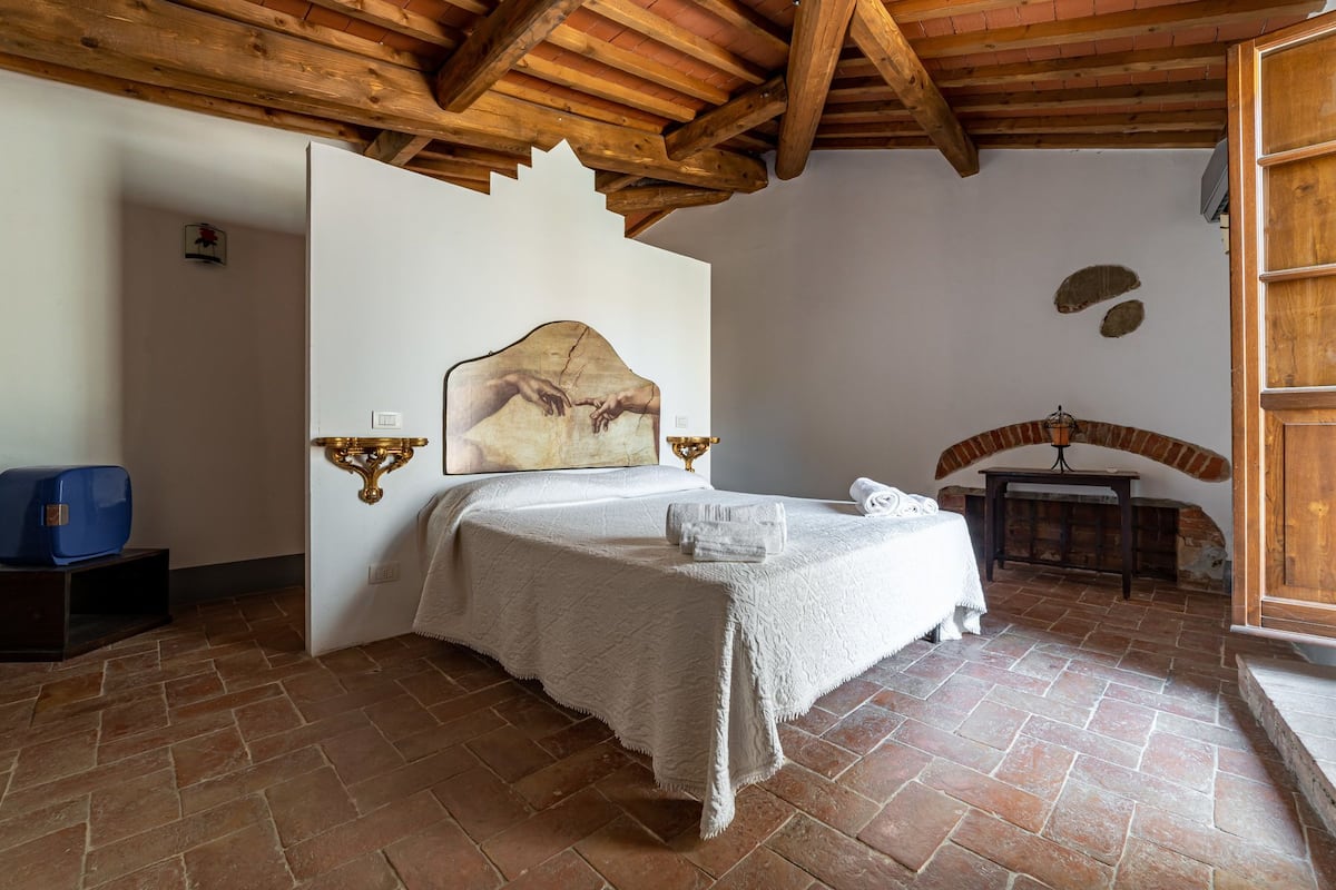 Classic Double Room, 1 Double Bed, Non Smoking, Vineyard View | Premium bedding, pillowtop beds, minibar, individually furnished