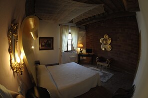 Classic Double Room, 1 Double Bed, Non Smoking, Vineyard View