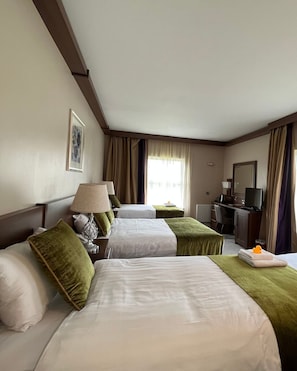 1 bedroom, hypo-allergenic bedding, in-room safe, desk