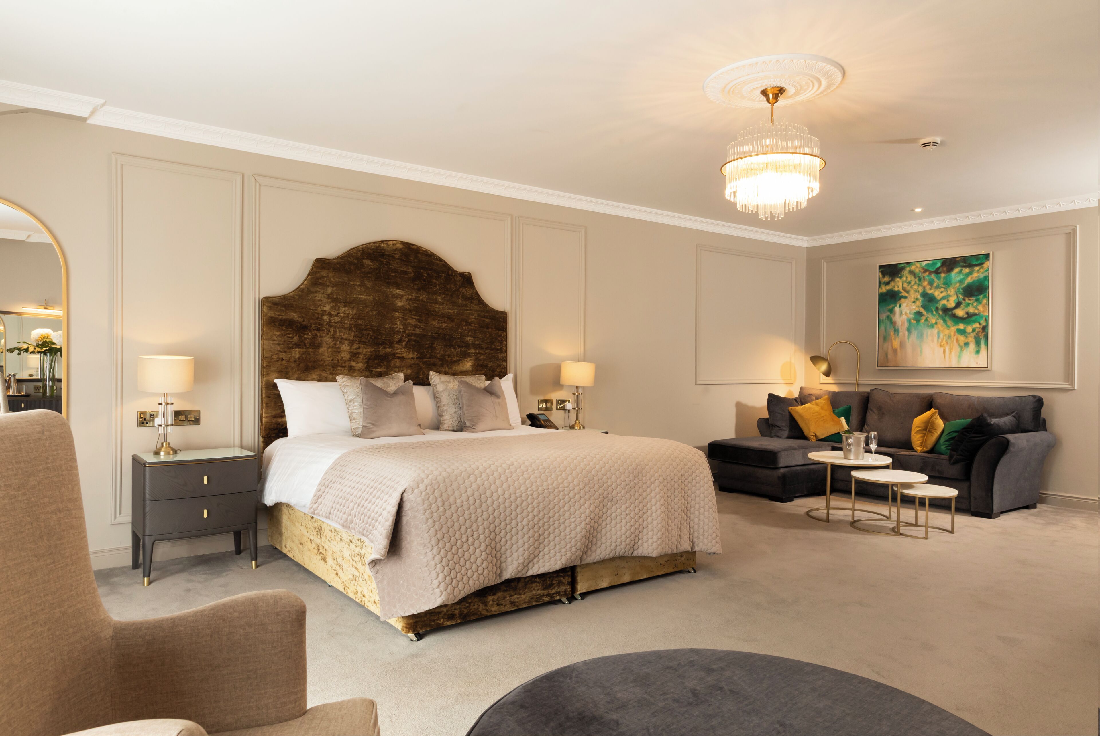 Hypo-allergenic bedding, in-room safe, desk, iron/ironing board