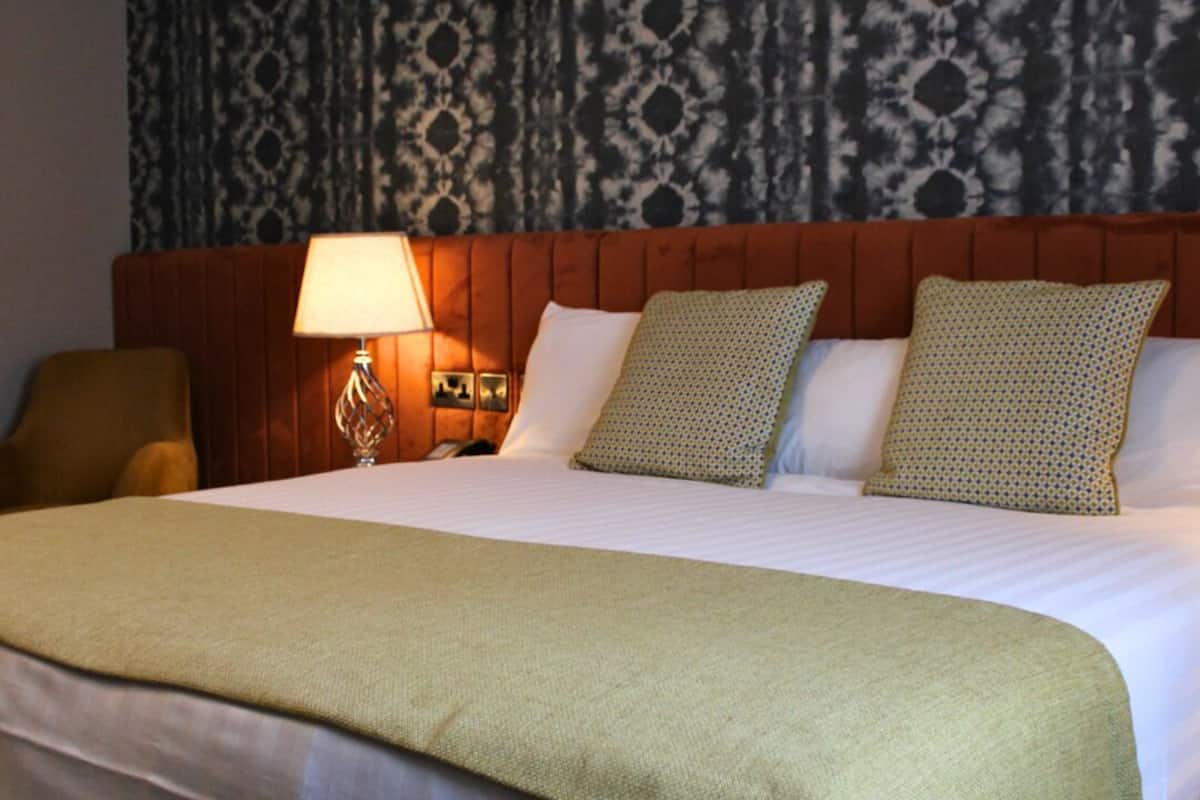 Executive King Room | Allergivenligt sengetøj, pengeskab på værelset, skrivebord