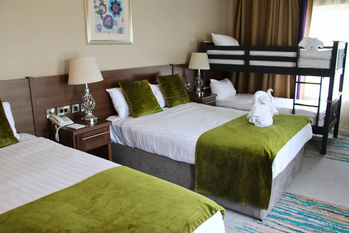 Executive Family - Double and 3 Singles