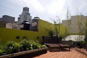 Property grounds - Eco Pampa Hostel (Buenos Aires)