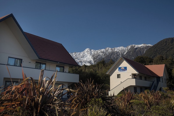 Front of property - Bella Vista Motel Fox Glacier (Fox Glacier)