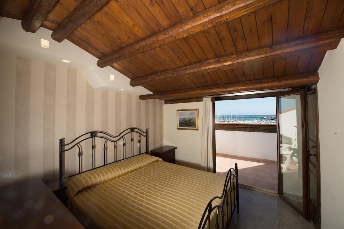 panoramic double or twin room, 1 bedroom, smoking, sea view | terrace/patio