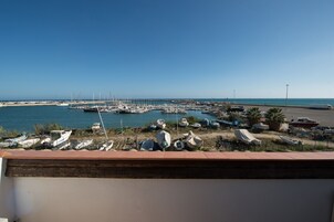 Panoramic Double or Twin Room, 1 Bedroom, Smoking, Sea View | Marina
