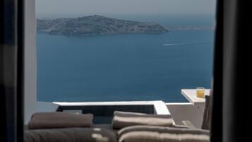 Romantic Suite (Outdoor Hot Tub, Caldera View) | View from room