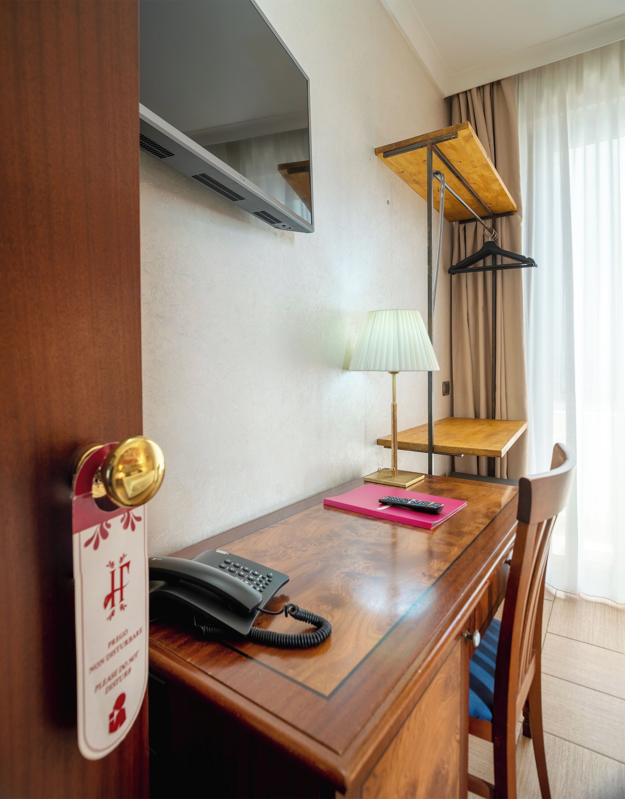 basic room, 1 double bed | 1 bedroom, premium bedding, down duvets, minibar