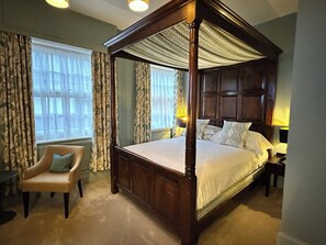 King Room (Not Pet Friendly) | 1 soverom, sengetøy av topp kvalitet og memory foam-senger