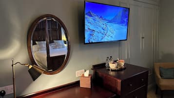 King Room (No Pets) | 1 bedroom, premium bedding, memory-foam beds, individually decorated