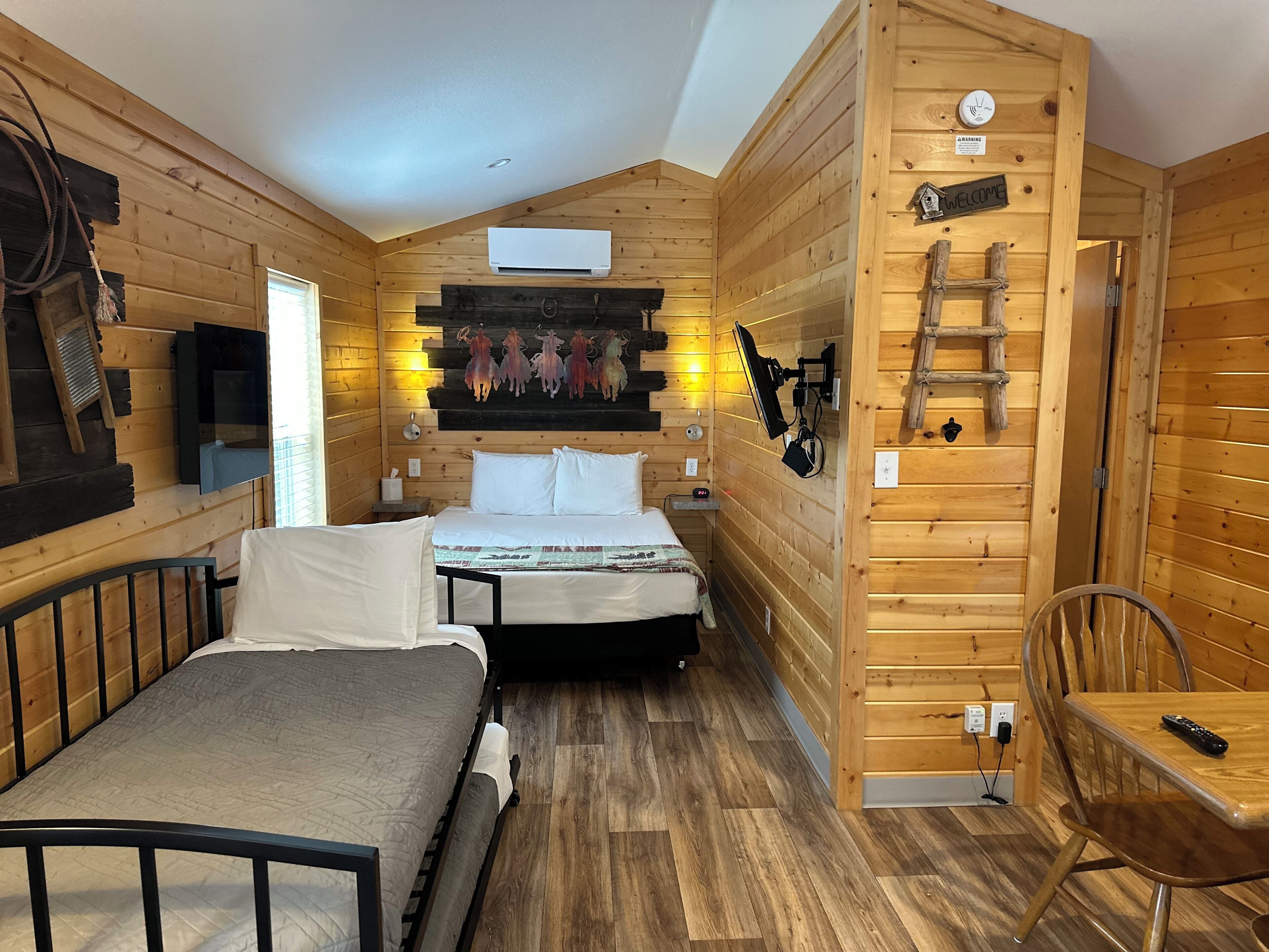 Family Cabin, Non Smoking, Jetted Tub | Premium bedding, individually decorated, individually furnished