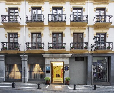 La Casa de La Trinidad Hotel by Casas y Palacios