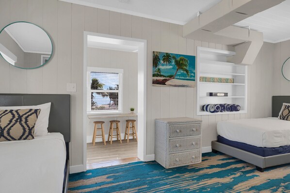 Standard Studio Suite, 1 Bedroom, Kitchen (Room 10   Sleeps 6) | Individually decorated, individually furnished, iron/ironing board - Seascape Resort & Marina (Marathon)