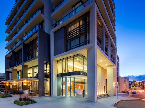 Novotel Newcastle Beach