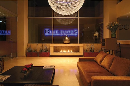 Blue Suites Hotel