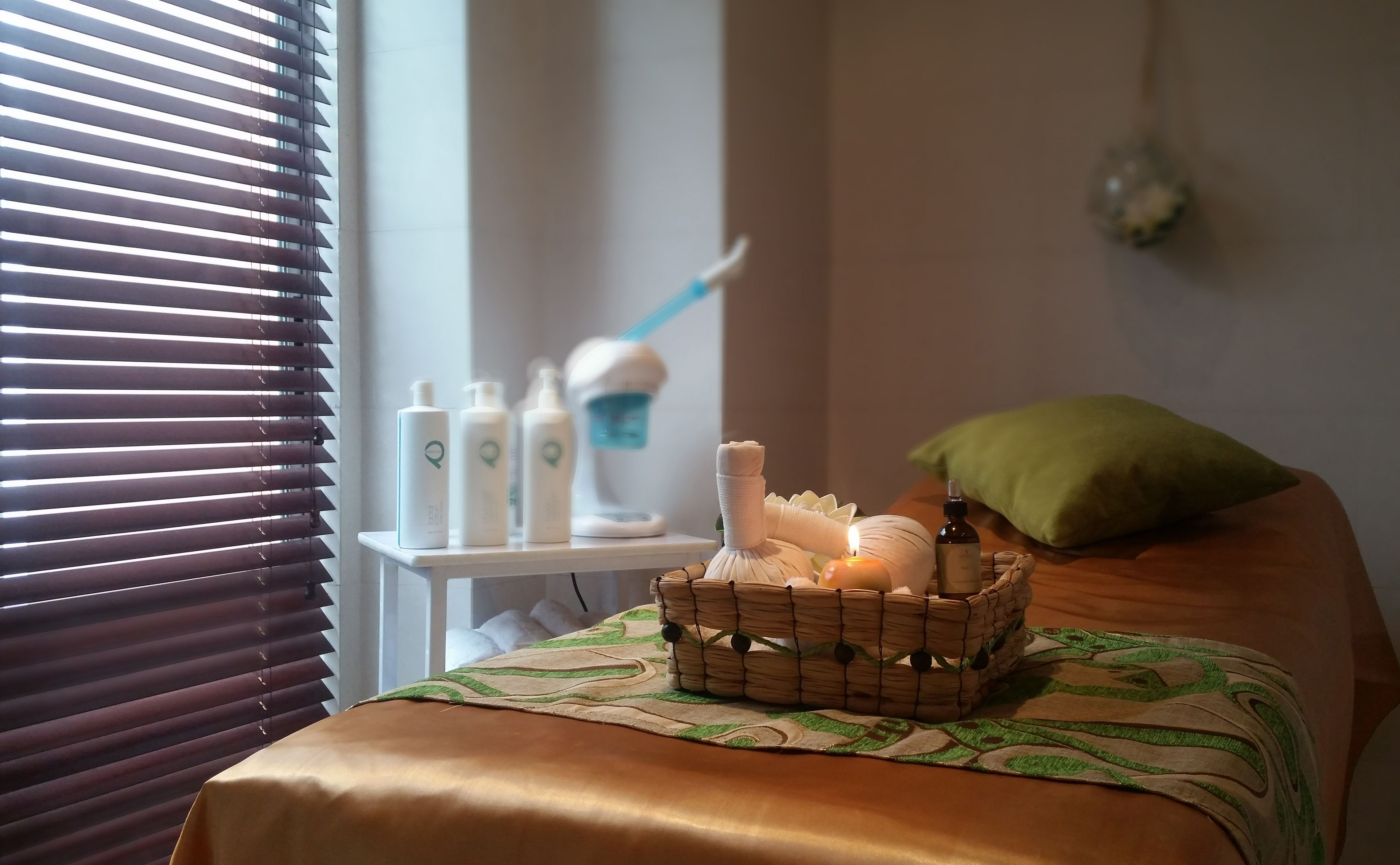 couples treatment room(s), steam room, turkish bath/hammam