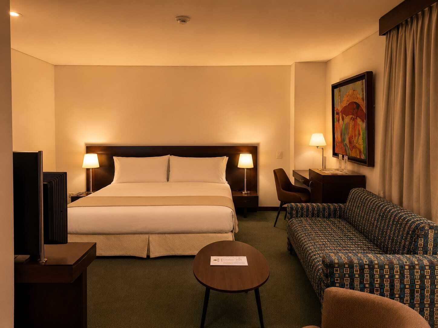 Ropa de cama de alta calidad y minibar 