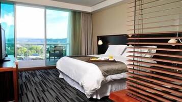 Premium bedding, minibar, in-room safe, desk