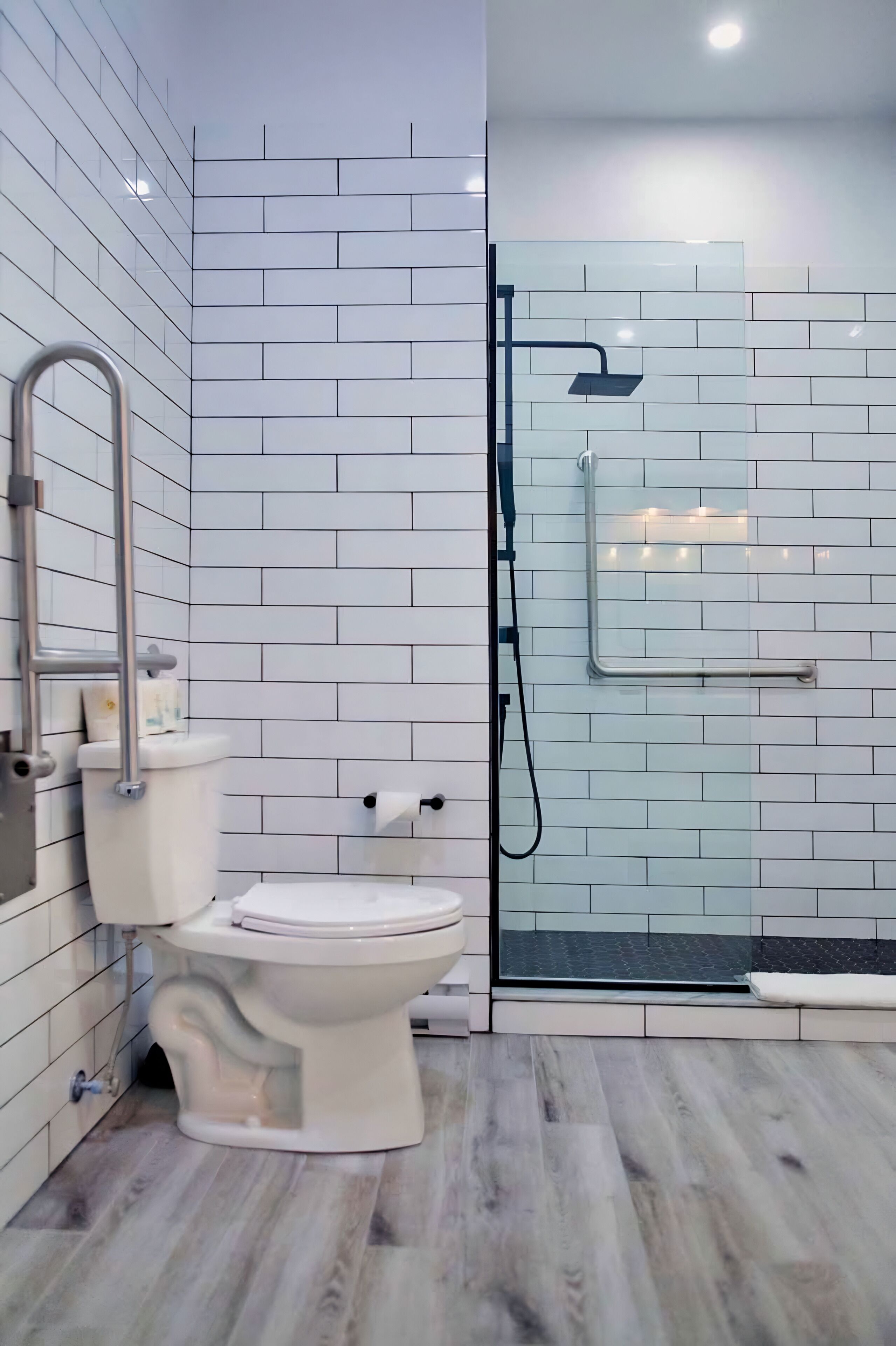 superior studio, 1 queen bed, fireplace, lake view | bathroom | hair dryer