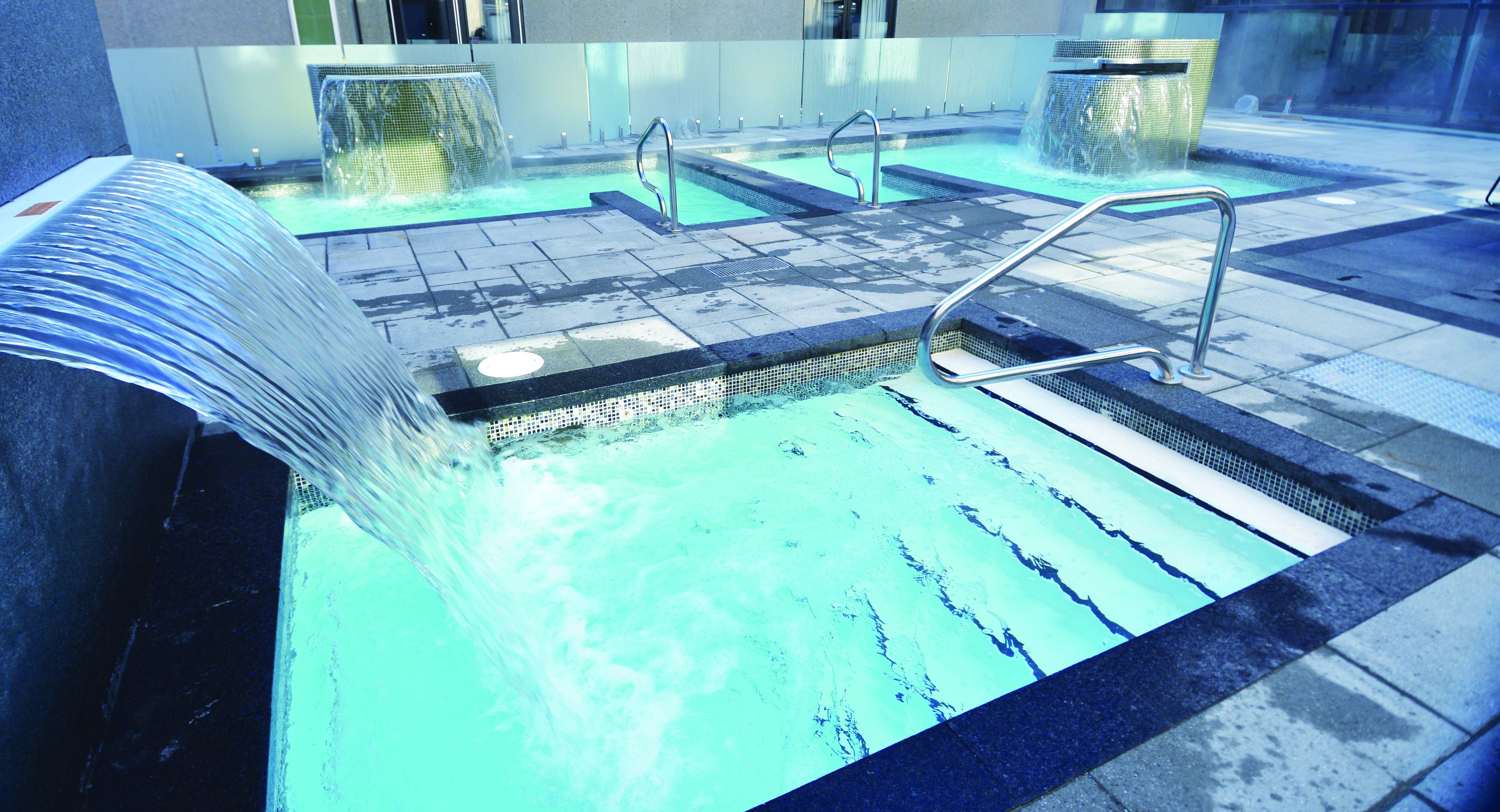 couples treatment room(s), sauna, hot tub, turkish bath/hammam