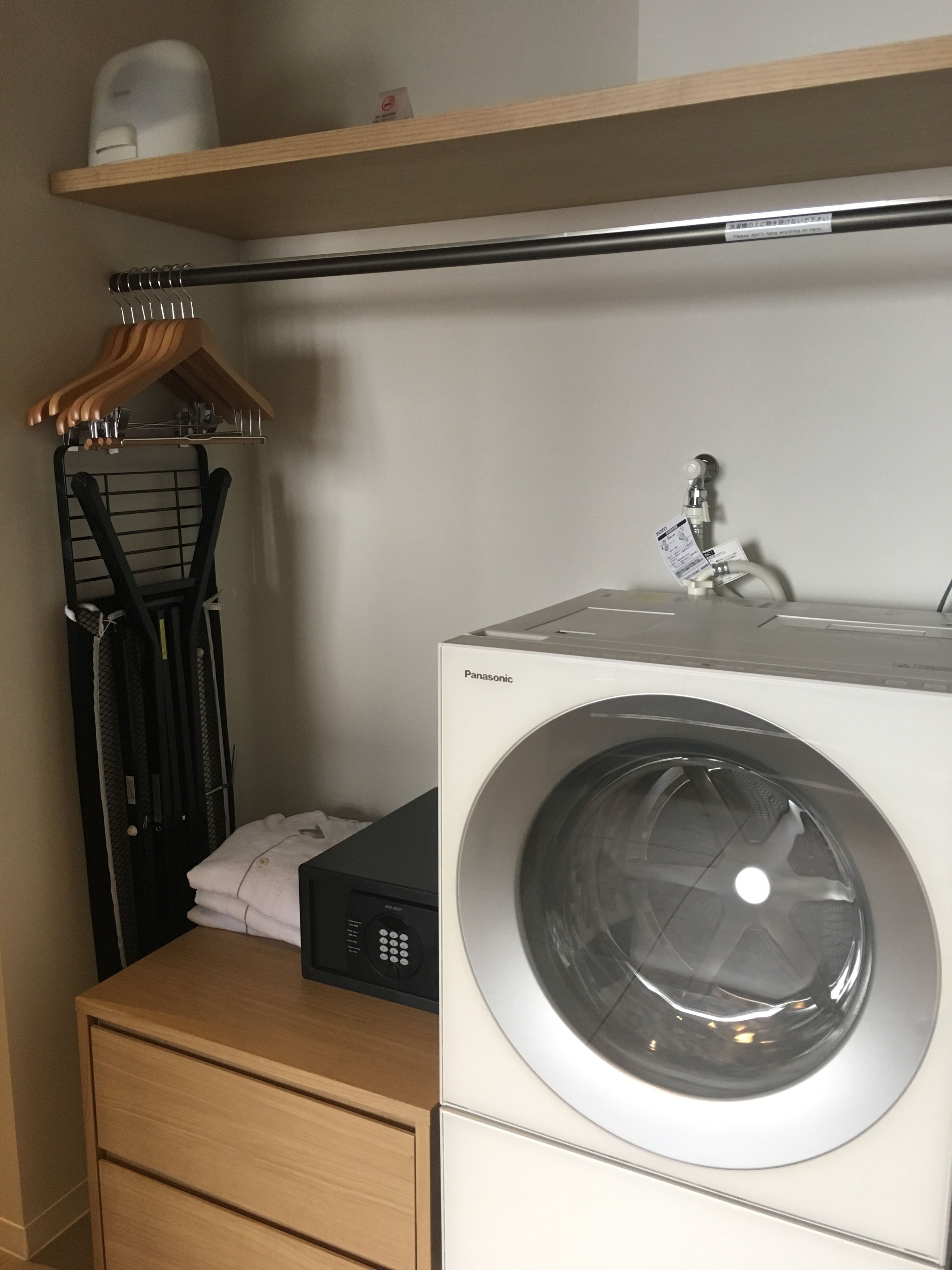 1 bedroom, premium bedding, down duvets, in-room safe