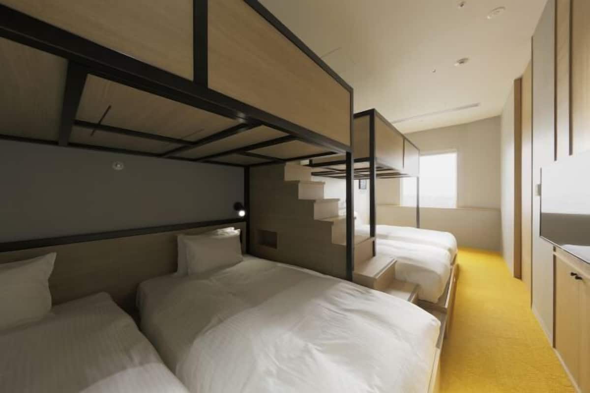 1 bedroom, premium bedding, down duvets, in-room safe