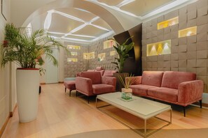 Reception - Trevi Collection Hotel - Trevi Hotels Group (Rome)