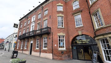 Fachada de la propiedad