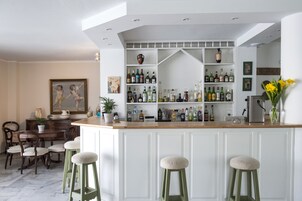 Bar (en la propiedad)