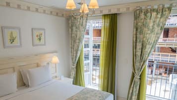 Suíte Jr. Puro (Vista Cidade) | 1 quarto, frigobar, cofres nos quartos, cortinas blackout