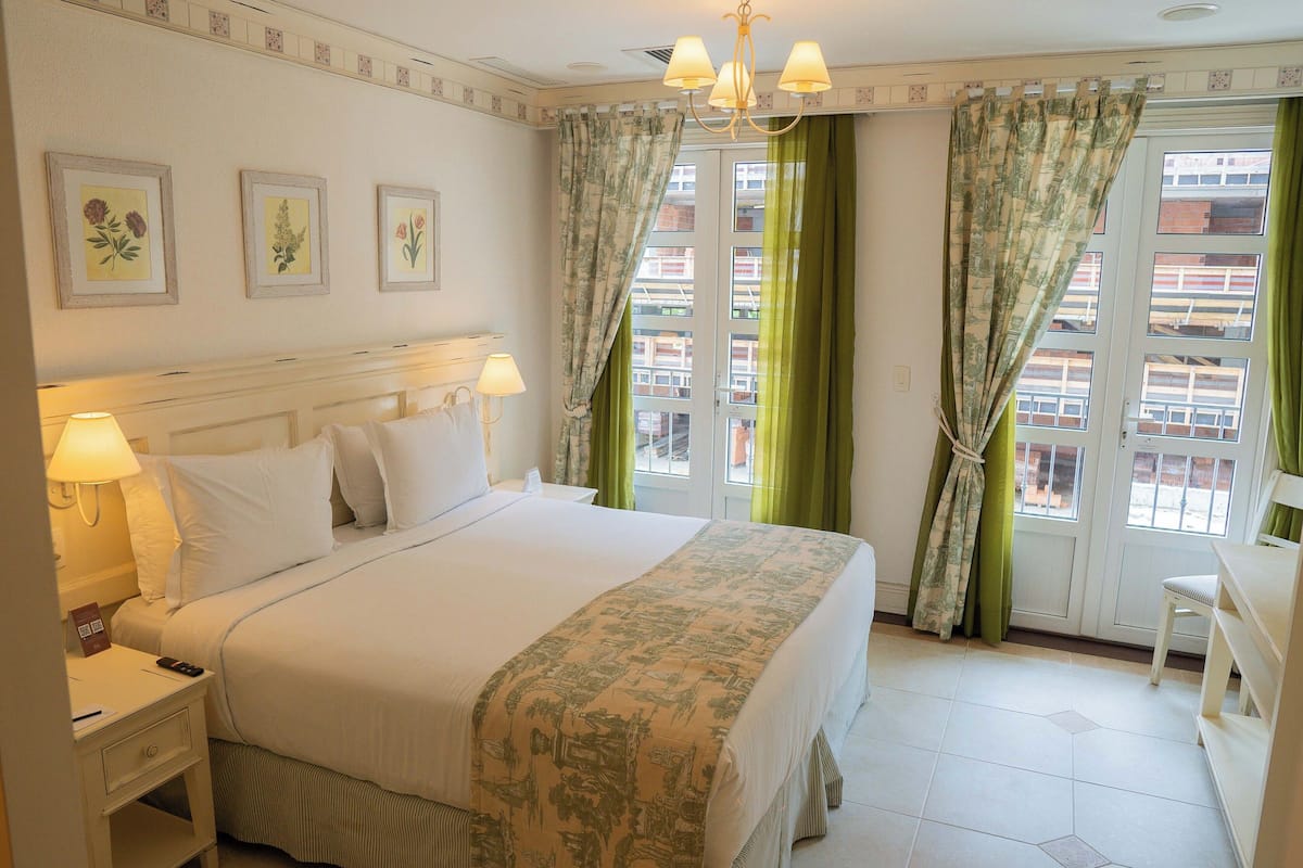 Junior Suite Puro (City View) | Living area