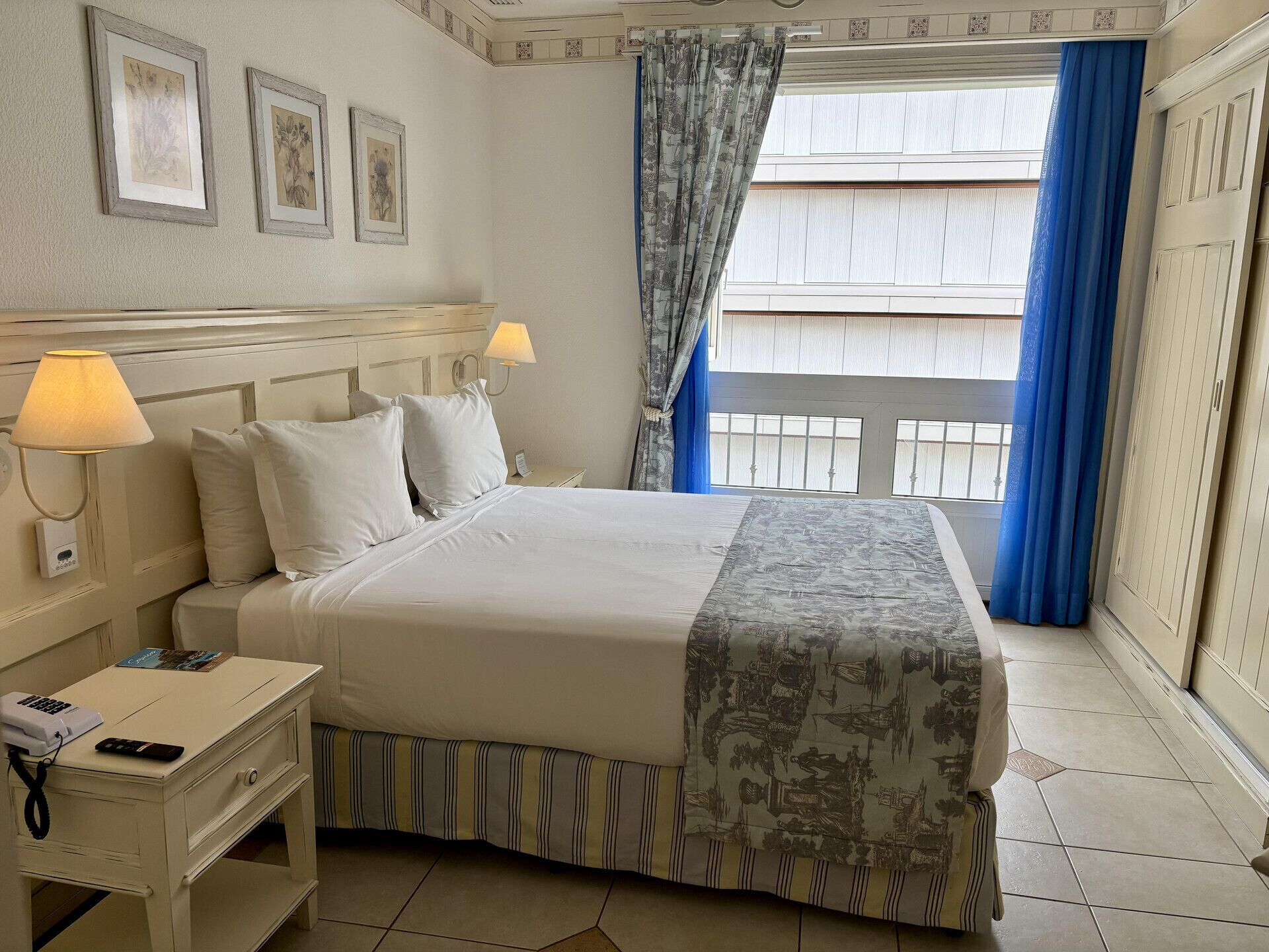 1 bedroom, minibar, in-room safe, blackout drapes
