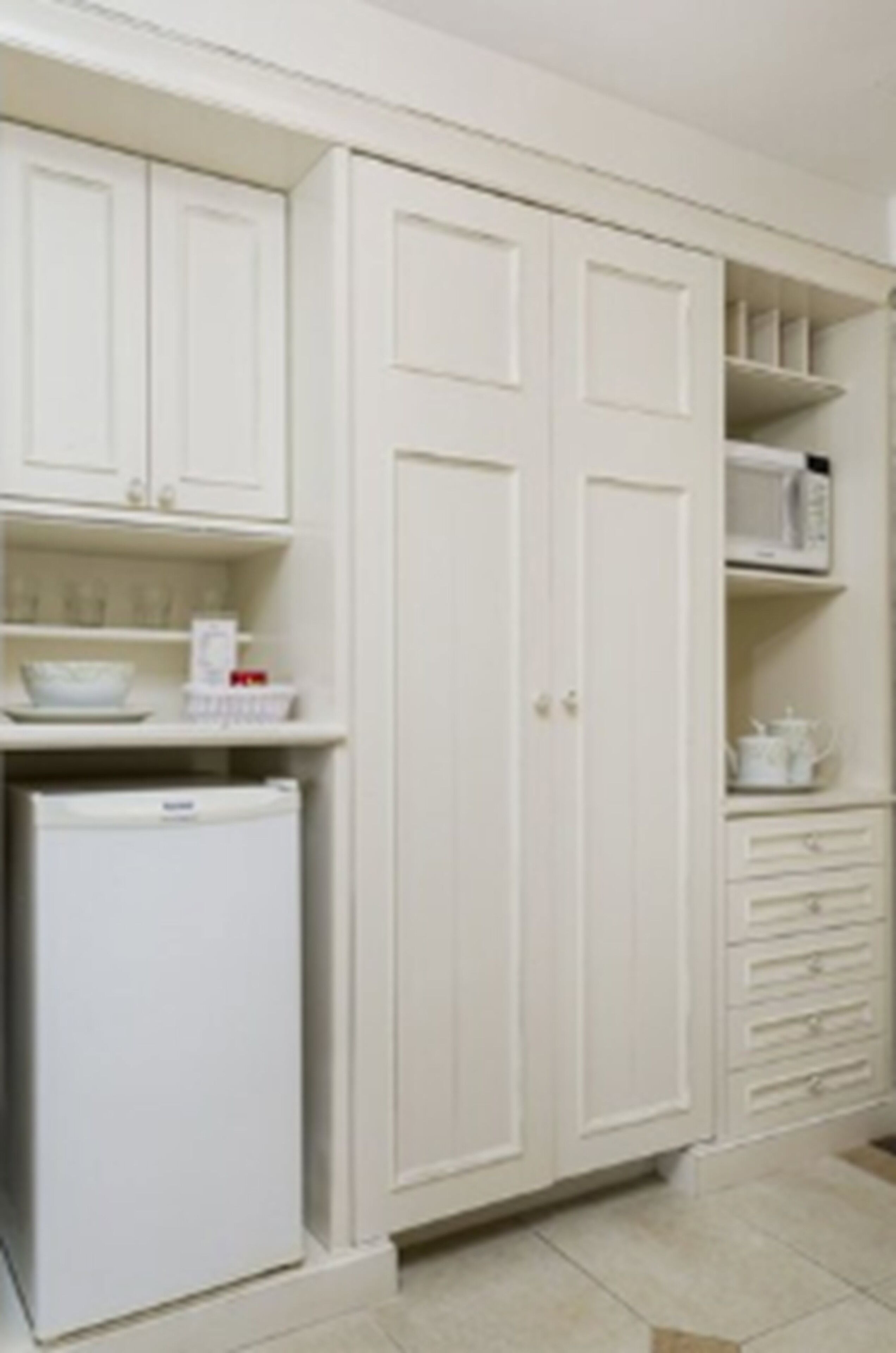 junior suite, city view | private kitchen