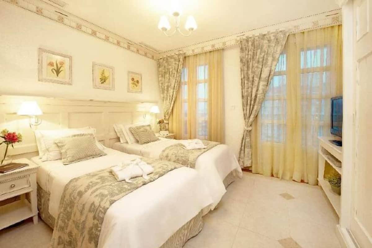 1 bedroom, minibar, in-room safe, blackout drapes