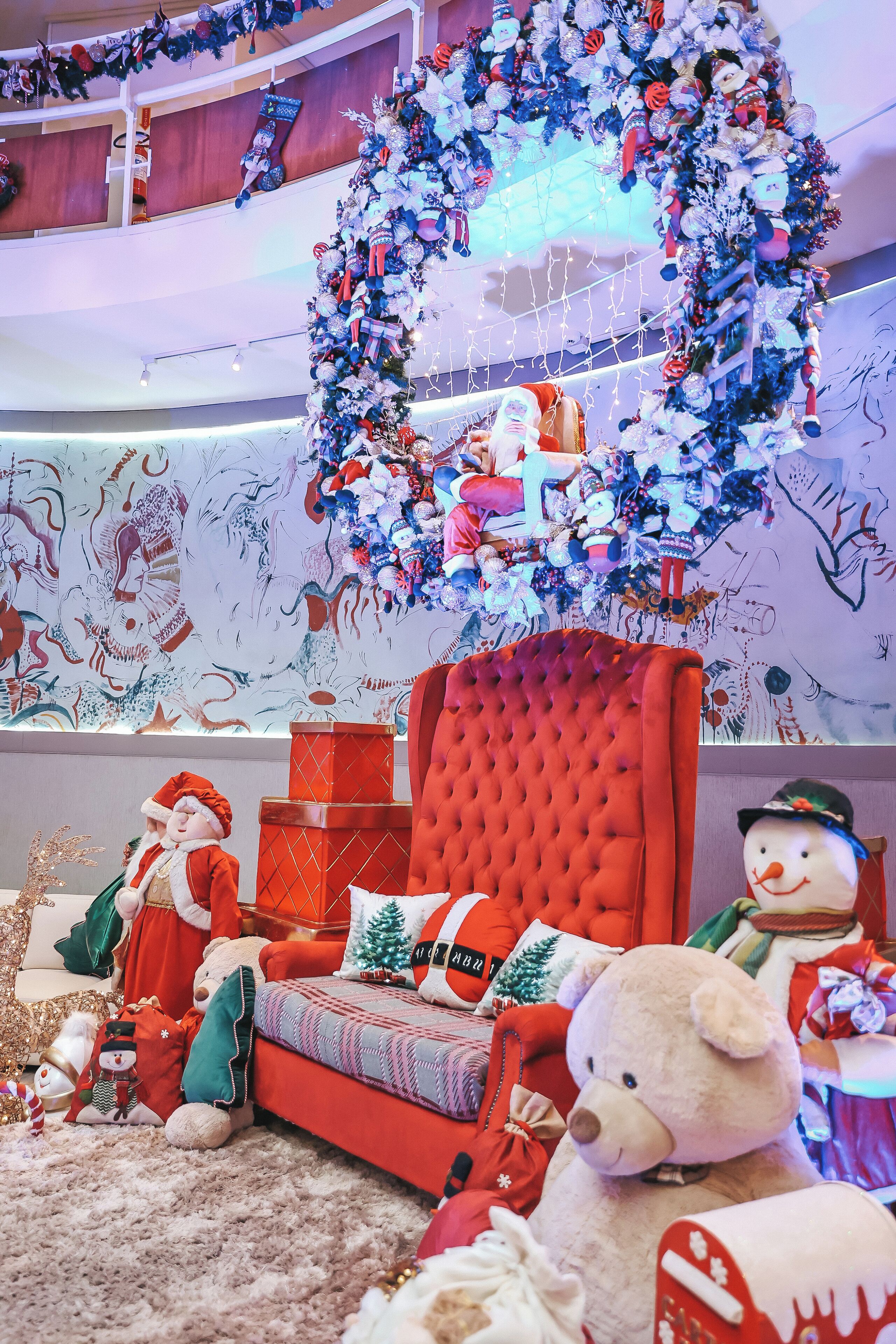 Televisión LED, futbolito, tenis de mesa y juguetes 