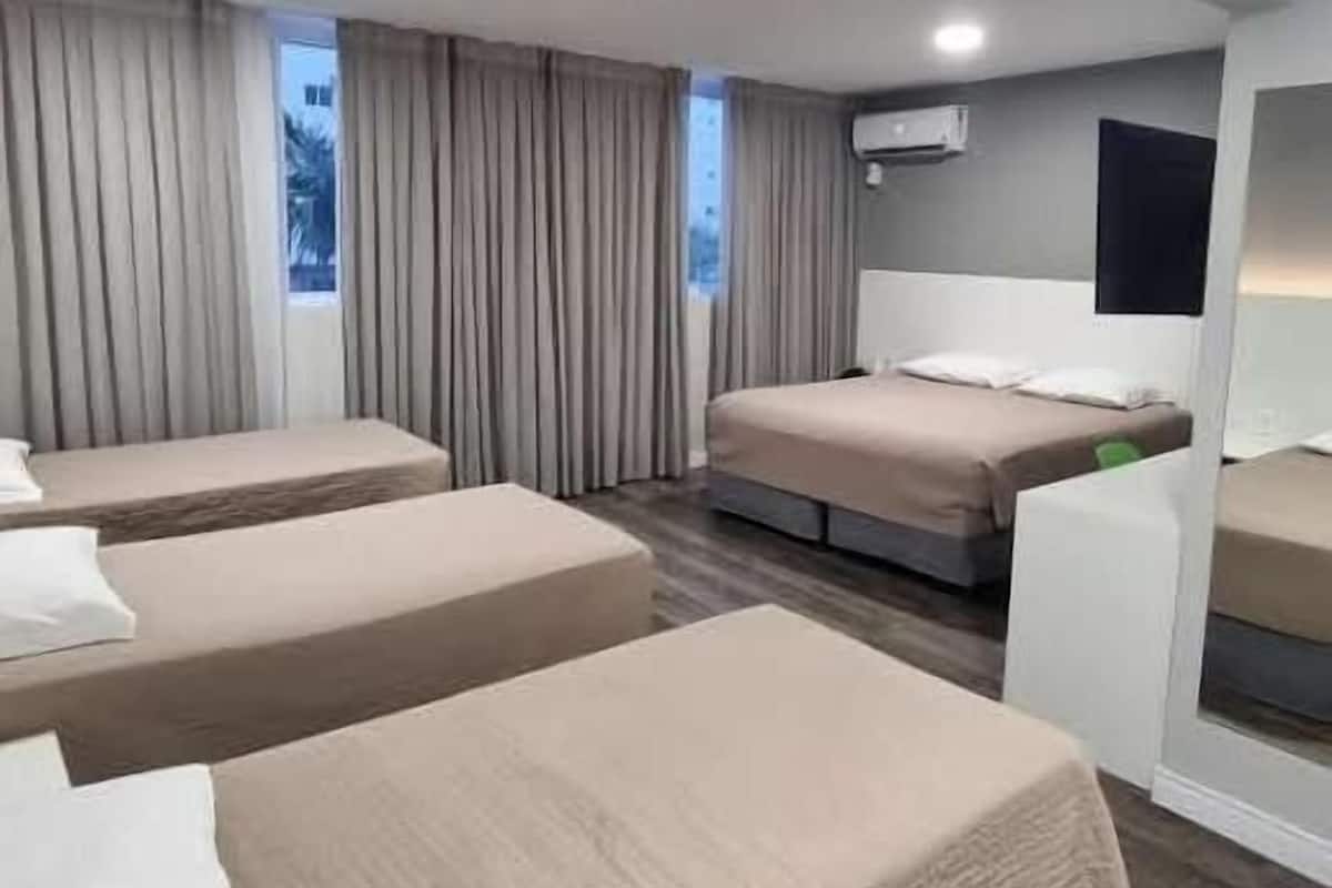 1 bedroom, minibar, in-room safe, desk