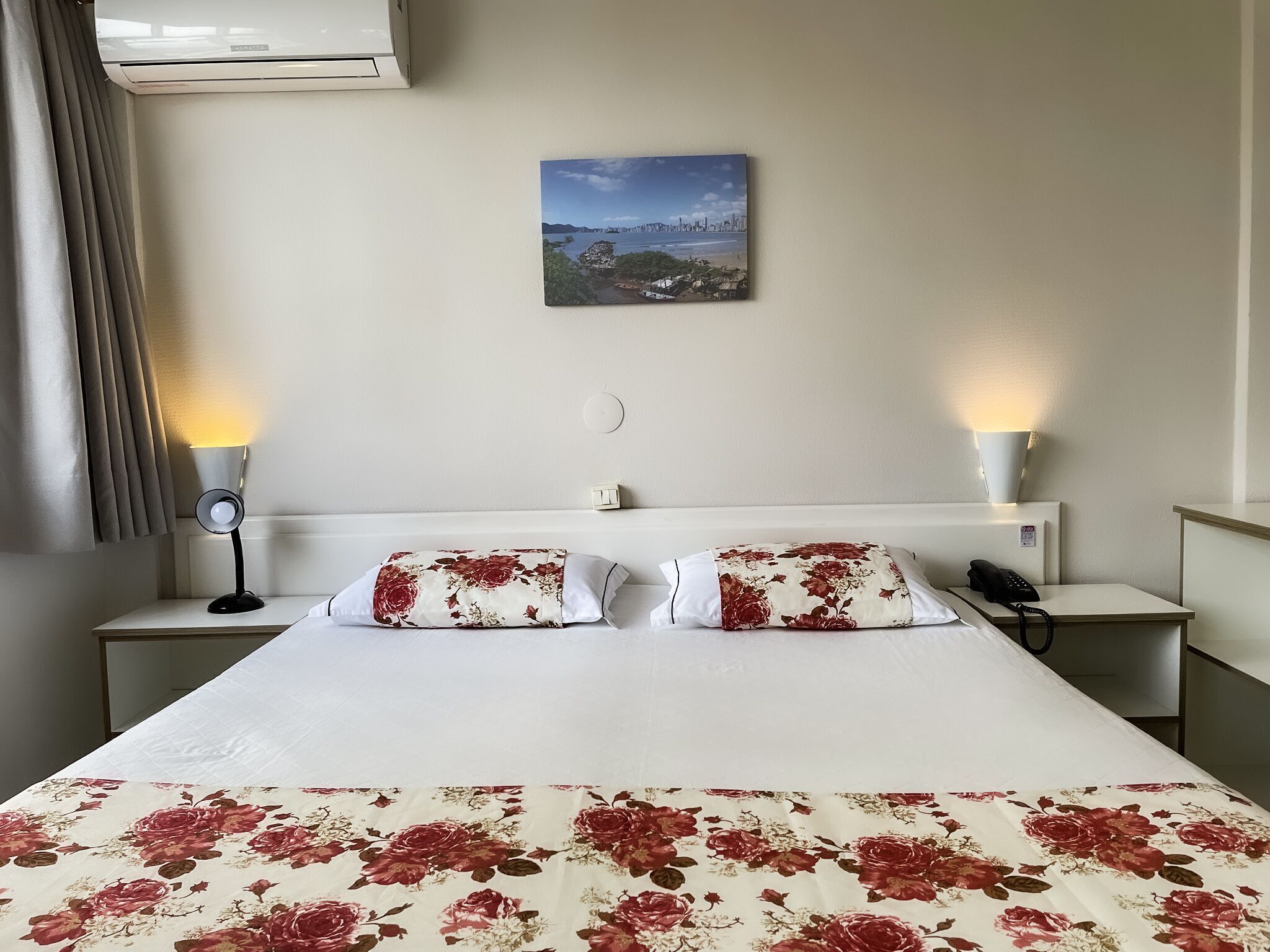 Minibar, in-room safe, desk, laptop workspace