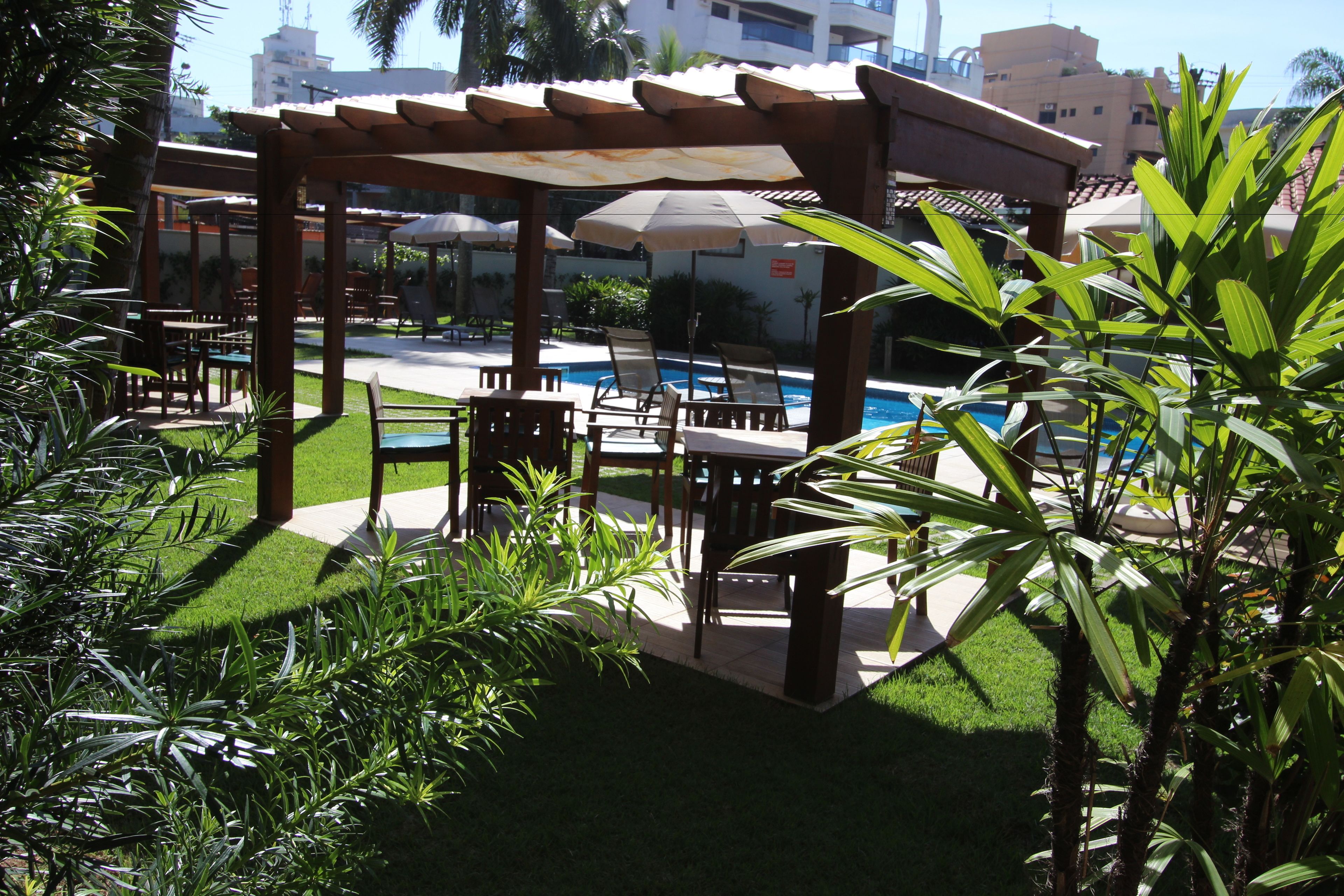 2 outdoor pools, pool umbrellas, pool loungers