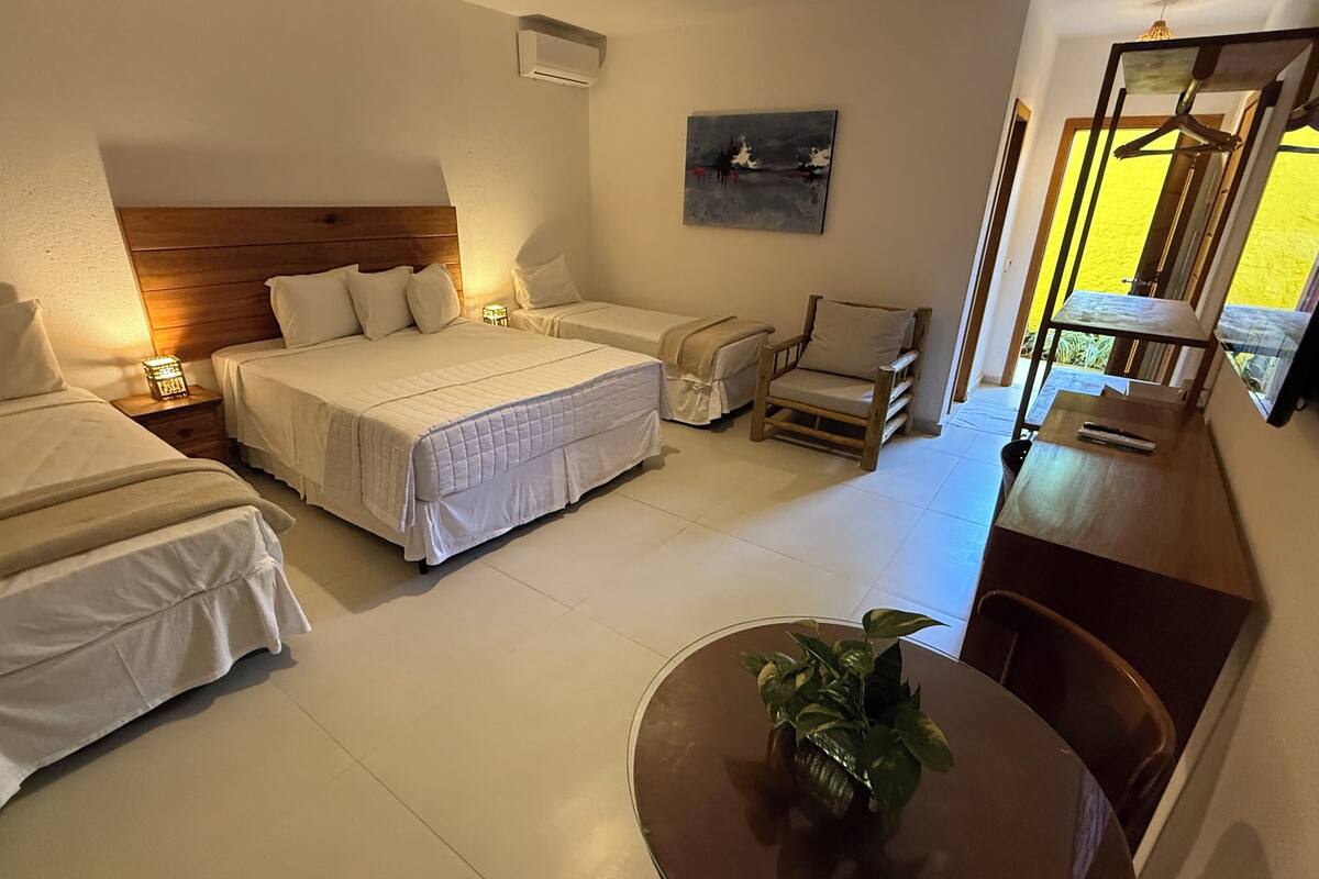 Suíte família piscina | มินิบาร์, ตู้นิรภัยในห้องพัก, Wi-Fi ฟรี, ผ้าปูที่นอน