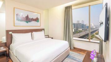 Suite, 1 Bedroom | Premium bedding, memory-foam beds, minibar, in-room safe