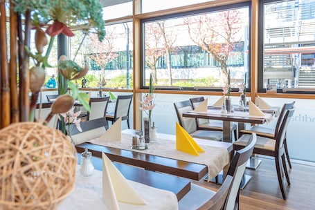 Restaurante. Hotel an der Stadthalle Rostock HBF