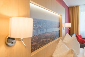 Superior Double Room, Non Smoking | Hypo-allergenic bedding, in-room safe, desk, laptop workspace - Hotel an der Stadthalle Rostock-Hbf (Rostock)