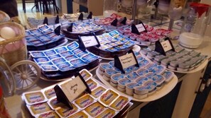 Buffet - Olimpiyat Otel Izmir (Izmir)