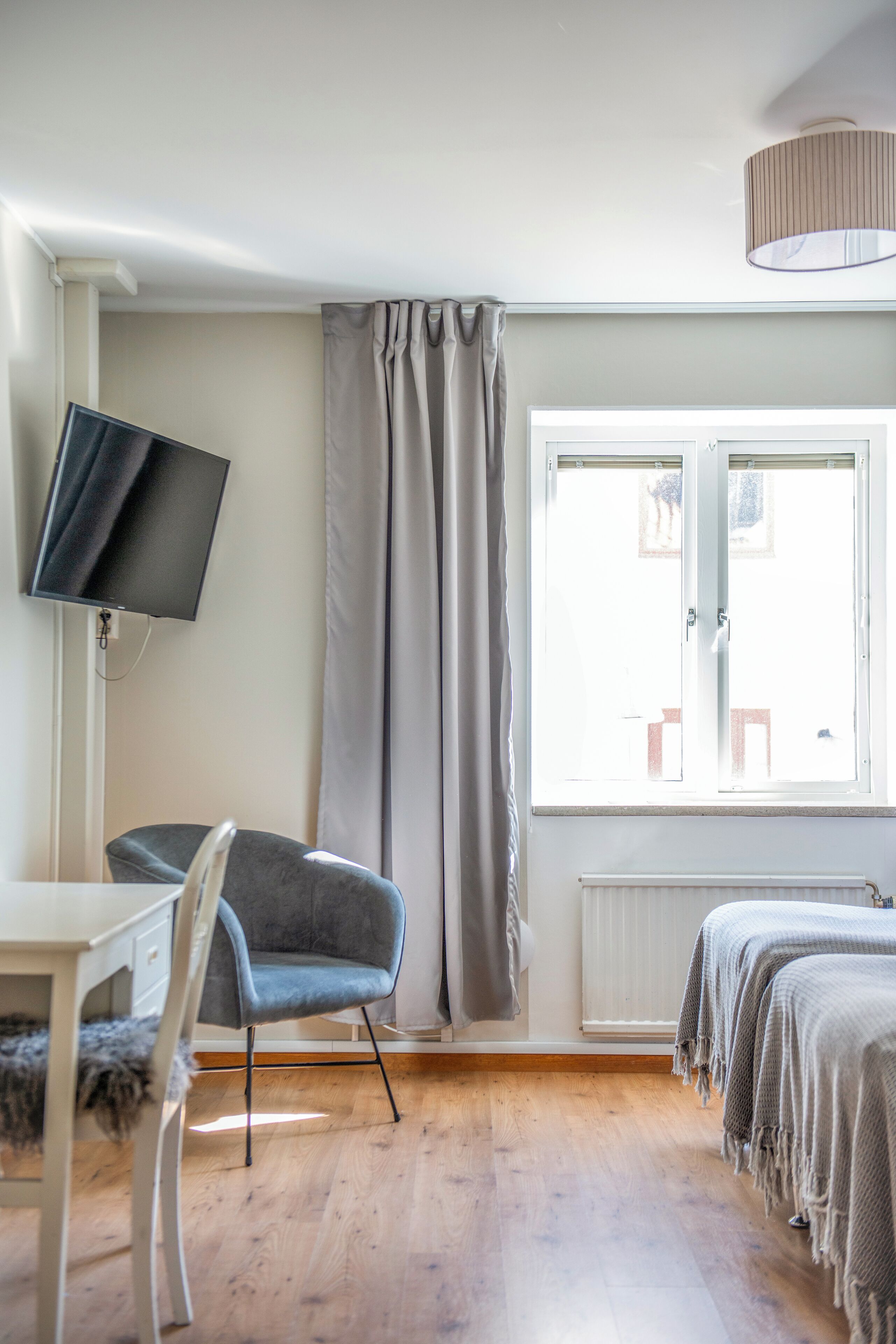 standard double or twin room | 1 bedroom, individually decorated, individually furnished, desk