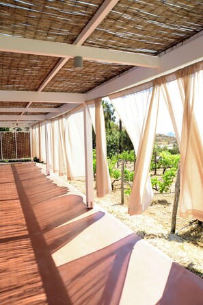 Yoga - ANEMI Folegandros (Folegandros)