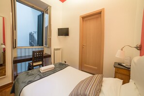 View from room - Bed and Breakfast Chiaia 32 (Naples)