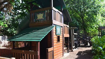 Children's play area - outdoor