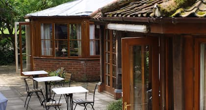 The Olde Windmill Inn